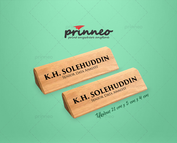 Name Desk Kayu Tilted 2